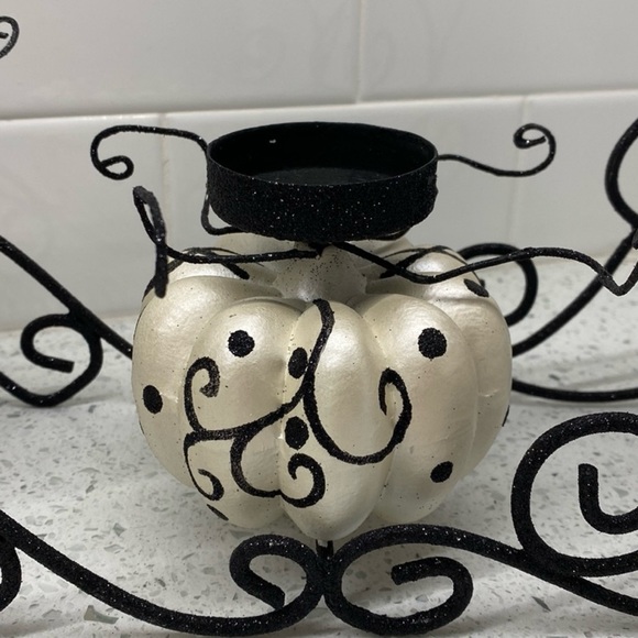 Pier 1 Halloween Pumpkin & Spider Centerpiece Candle Holder - Picture 3 of 7